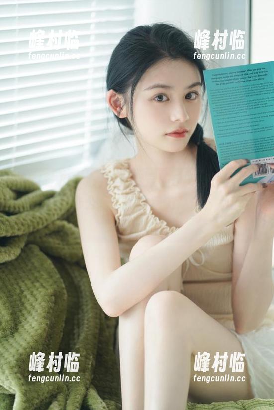 赶紧登录“51吃瓜中心”，同事的办公室恋情，前方高能，别被甜蜜到晕倒！