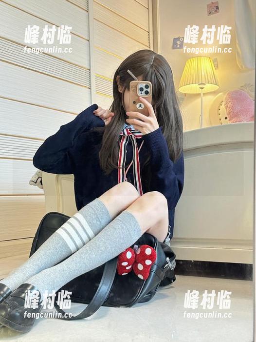 若无其事，51热门网页上的瓜总是让人心痒。