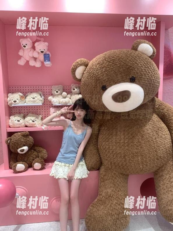 黑料不打烊，998su吃瓜导航引领你走向吃瓜新高度，感觉呼吸都变得紧张…