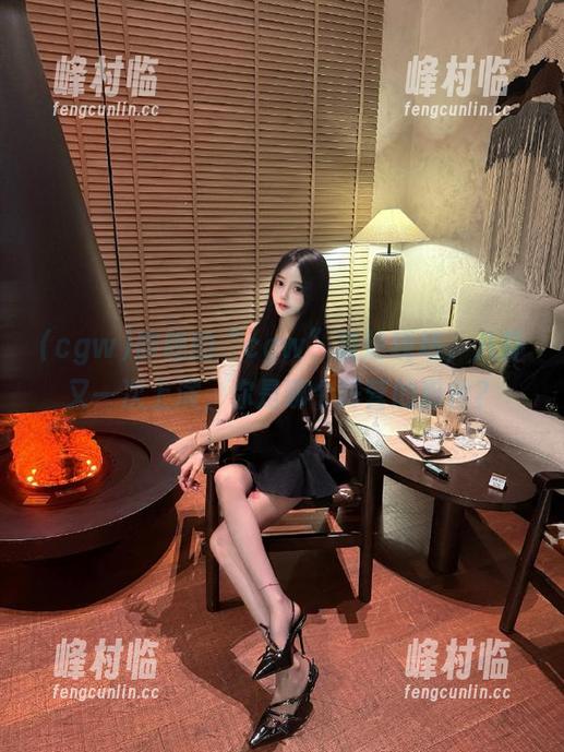 cgw 昨晚的“cgw”直达现场,八卦又一次上演,你是哪个阵营的粉丝?