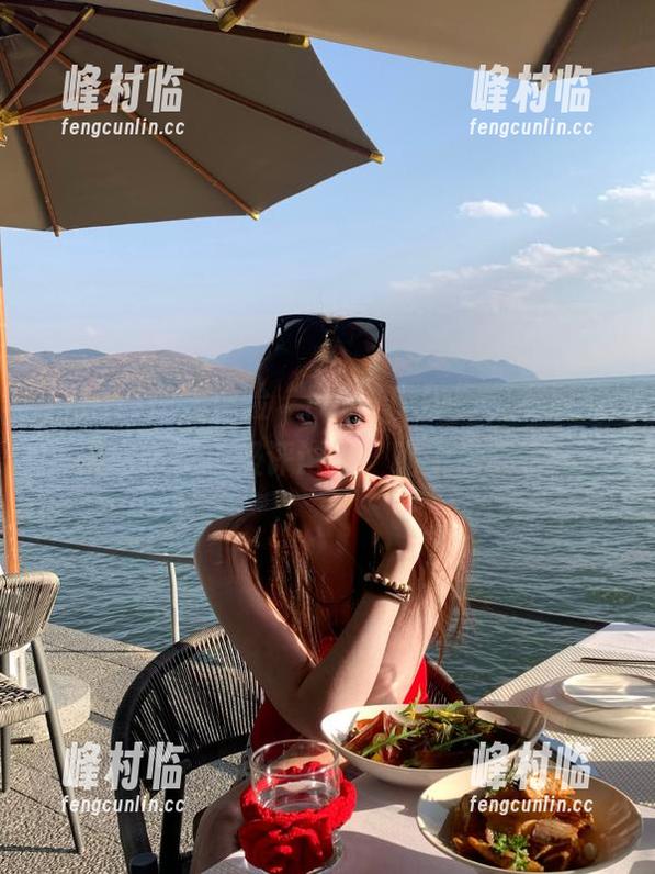 在线体验“fuli16.lv”，有时觉得自己是顶级评论员，嘴上老爽了！