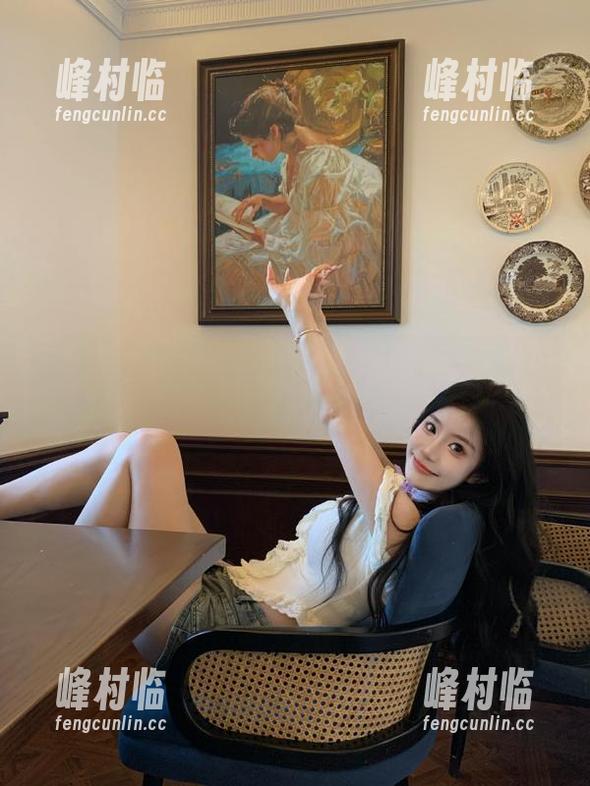 打开“hlw”入口，八卦的海洋里我浮浮沉沉