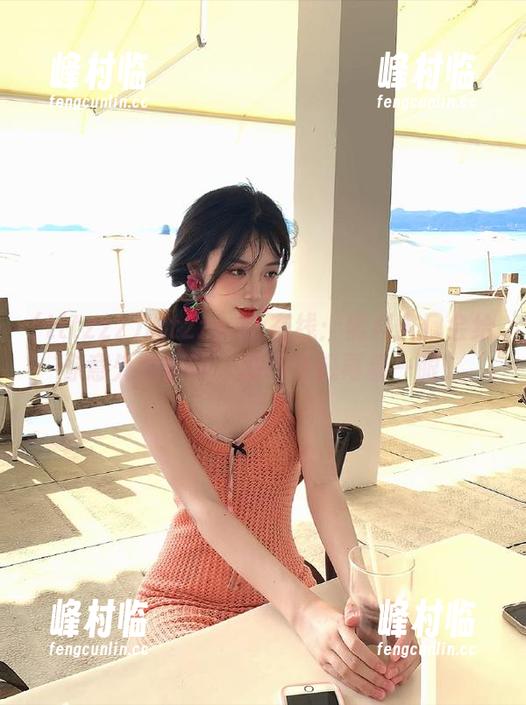 tttzzz.su在线：黑料入口会给你意外的惊吓，忍不住想再看一眼！