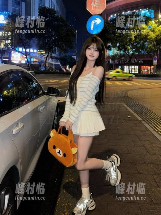 www.51 如果www.51cg00.com首页是个游乐园,那我已经在连环套的过山车上被晃得无力反抗了!