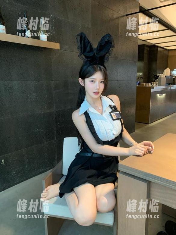 国产黑料视频：被一只猫抢了风头，我的目光彻底偏移了！
