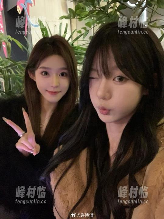 一边下载黑料不打烊，一边听朋友们嘴里那些神神叨叨的评论，哈哈，真有意思！