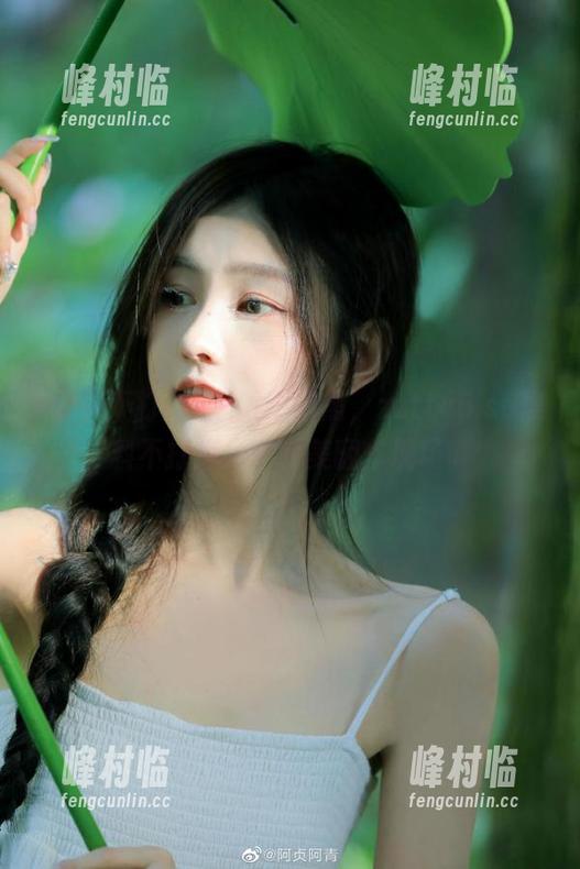 瓜田不怕黑，zztt45.su黑料不打烊发布完美翻车现场。