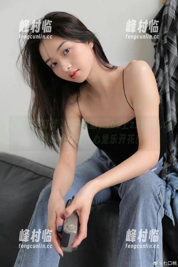 中午追剧，ios上zztt45.su黑料不打烊，心里乐开花！