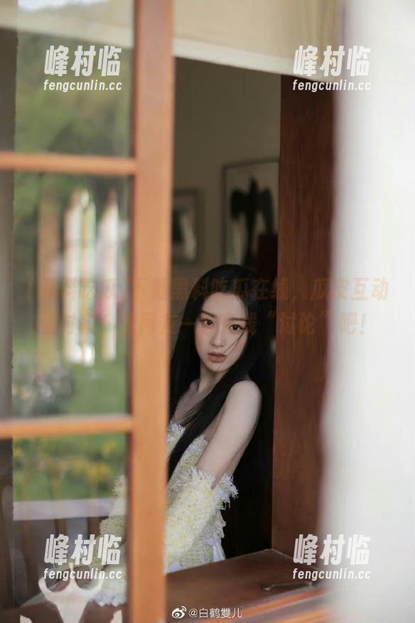 下载黑料吃瓜在线，瓜皮互动随时来，和网友一起在线“讨论”吧！