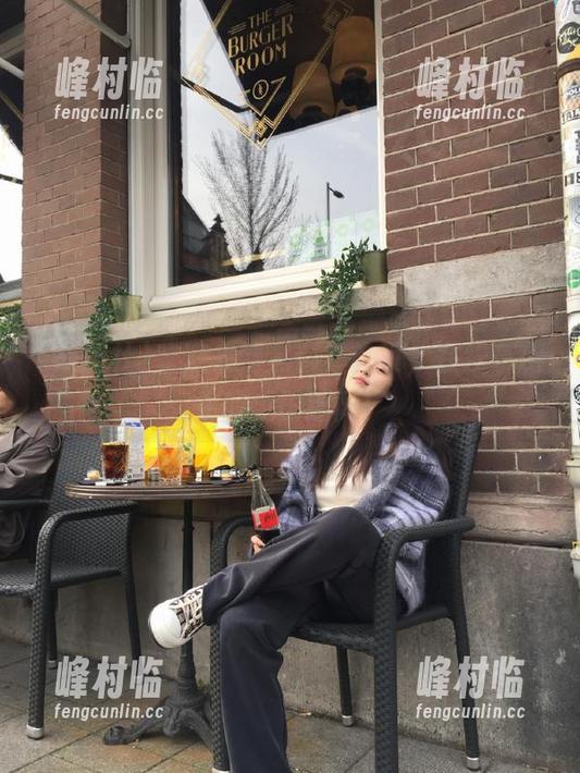 欢迎来到黑料社首页，在线享用你的瓜田趣闻！