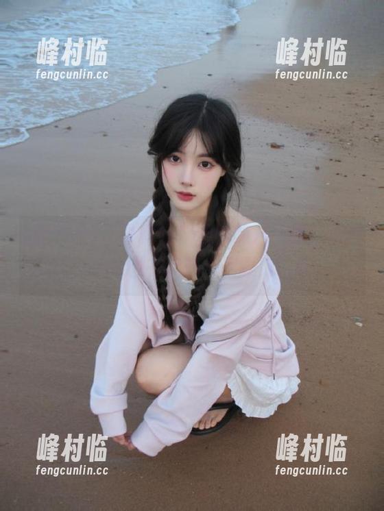 “黑料社”app的八卦圈，我的天，大家都在疯转“网曝门”呢。