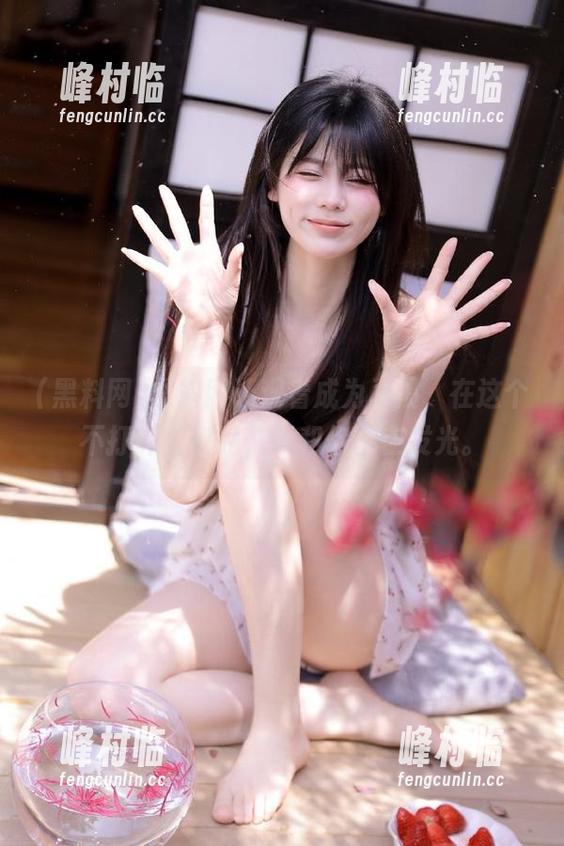 黑料网 黑料网让观看成为习惯,在这个不打烊的夜晚,瓜和你都在发光。