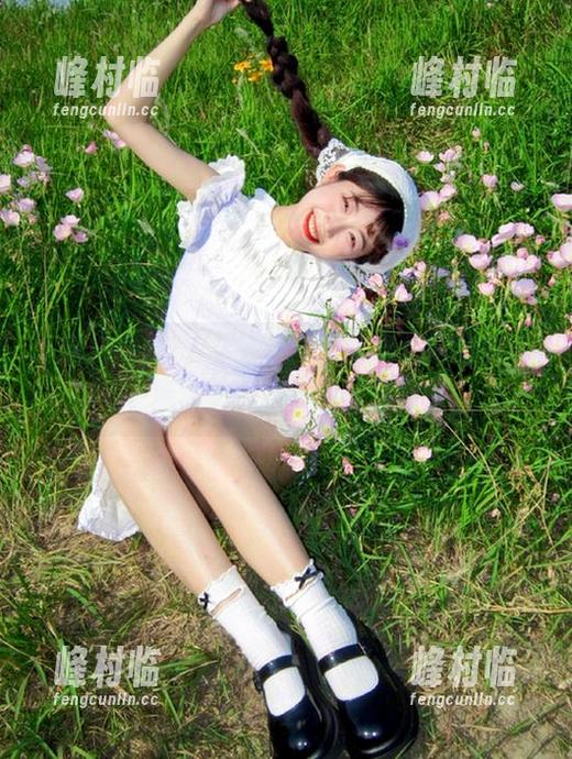 黑料网 吃瓜第一步:下载黑料网的安卓版本,瓜田小道任君行