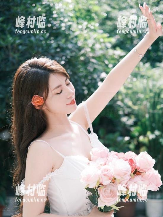 一不小心就沉迷了“黑料老司机”app，瓜都在疯狂跑啊～